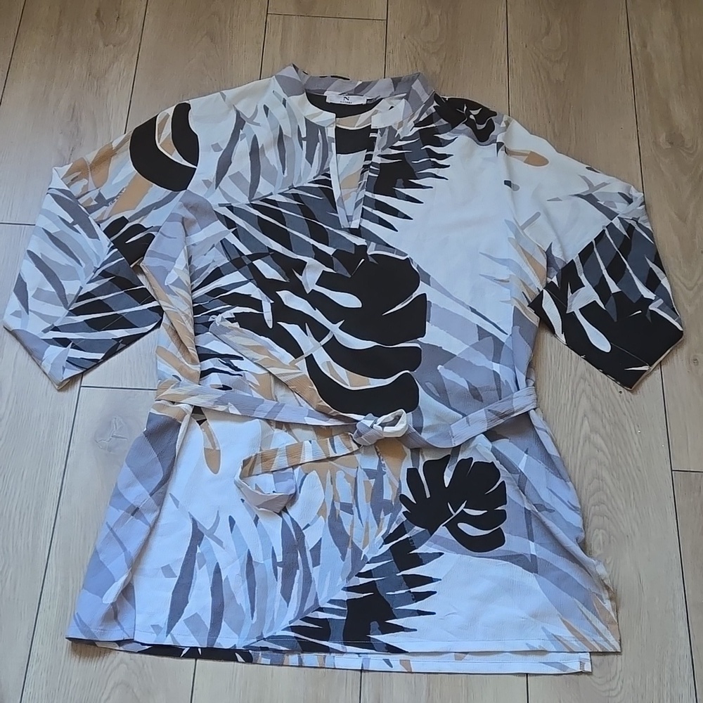 NATORI Palm Leaf Belted Blouse XL
